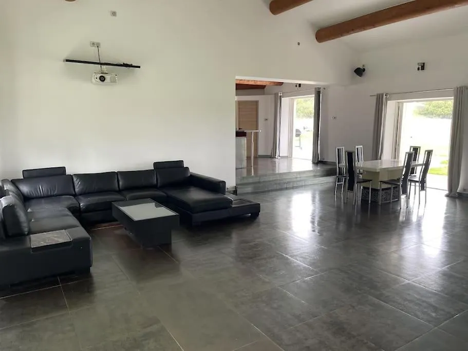 Villa Rians Rians